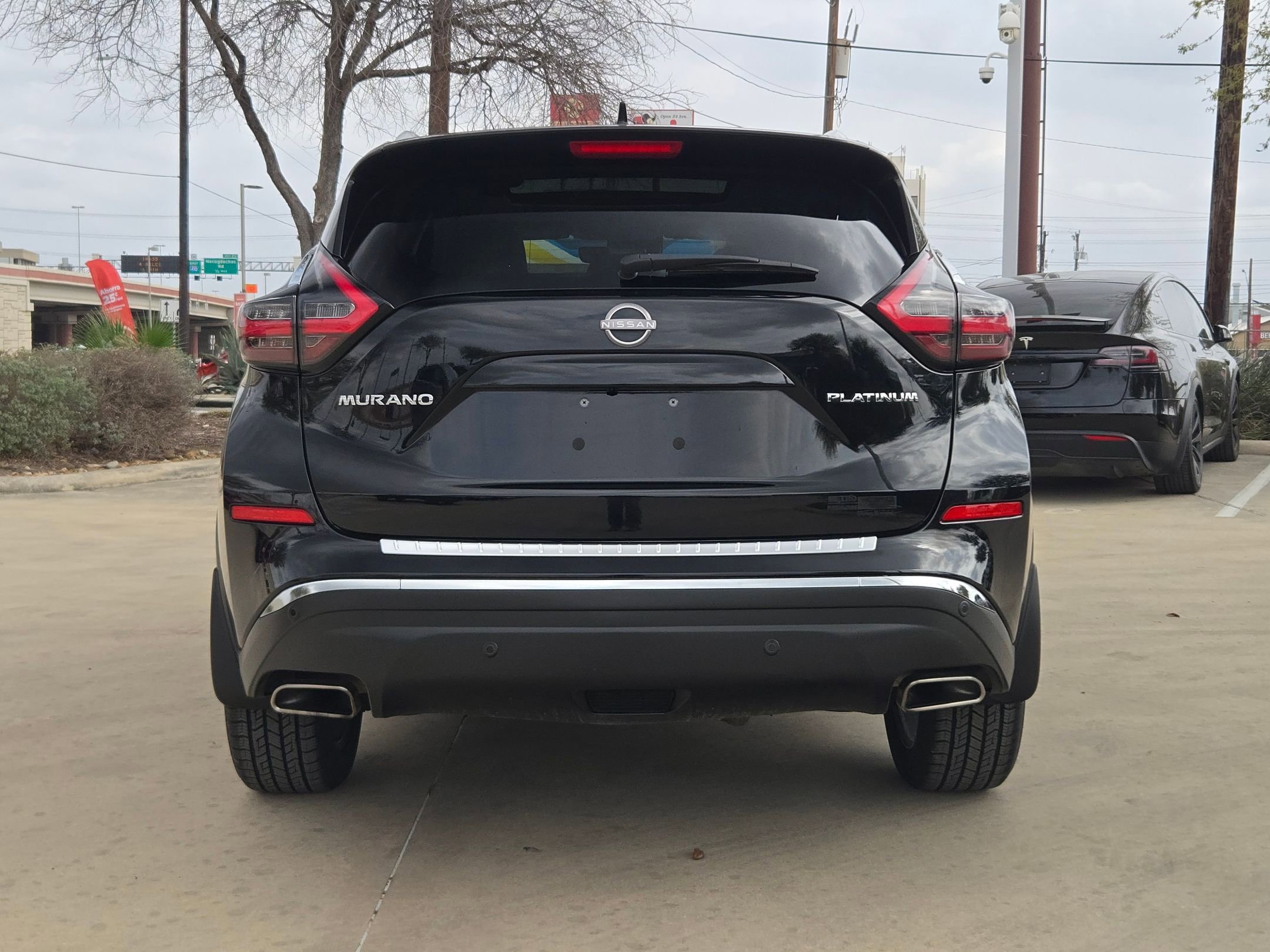Certified 2024 Nissan Murano Platinum w/ Cargo Package FWD image 6
