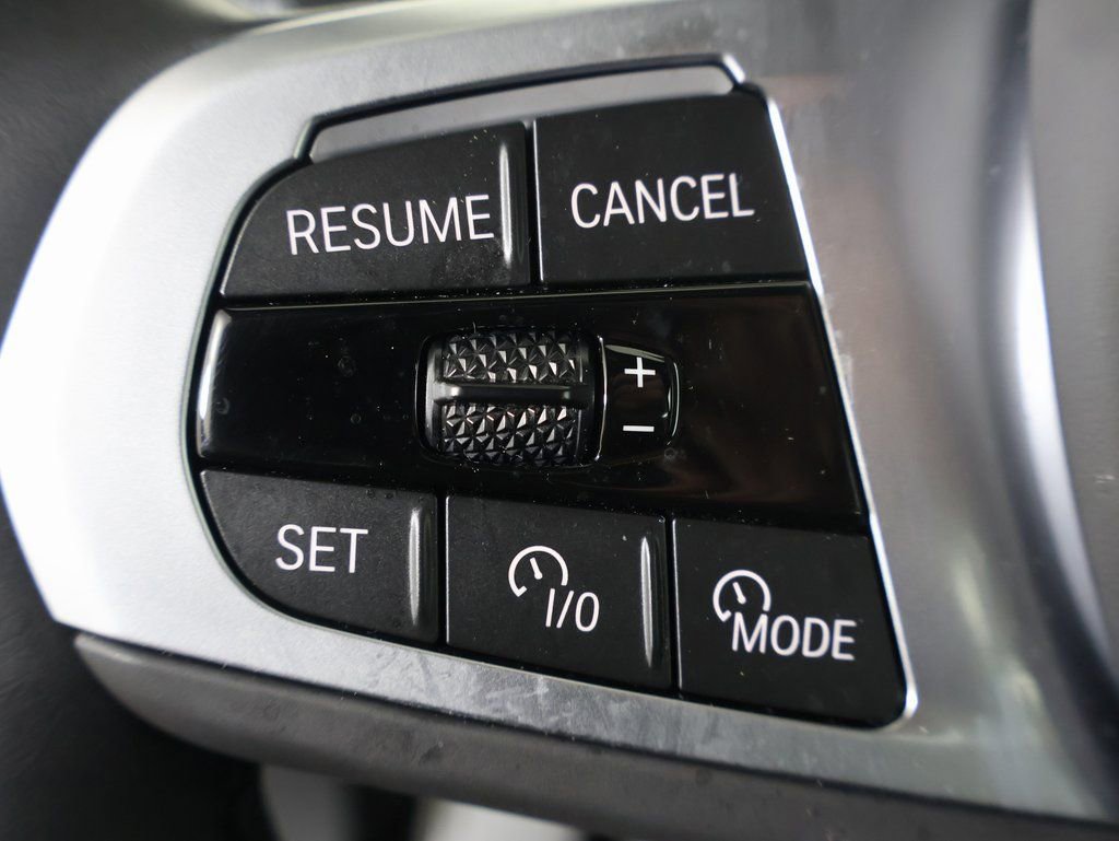 Used 2026 BMW X7 xDrive40i w/ M Sport Package image 34