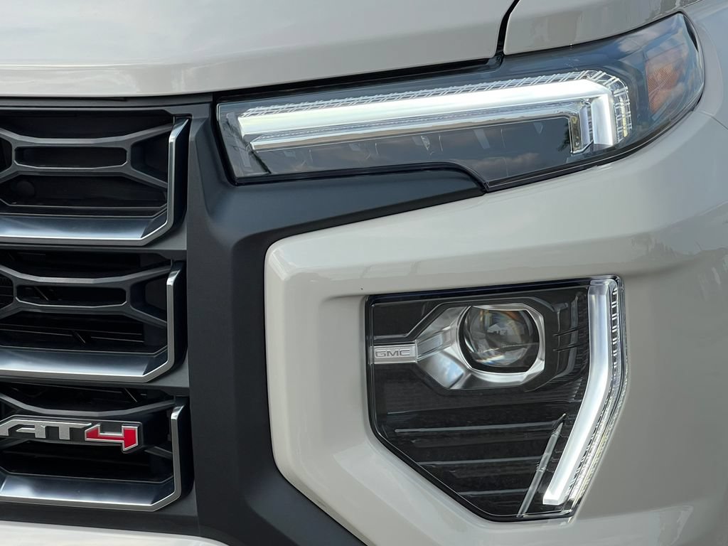 New 2026 GMC Canyon AT4 w/ Technology Plus Package AWD/4WD image 38