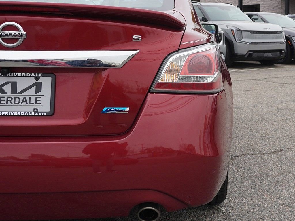 Used 2014 Nissan Altima 2.5 S w/ Sport Value Package FWD image 13