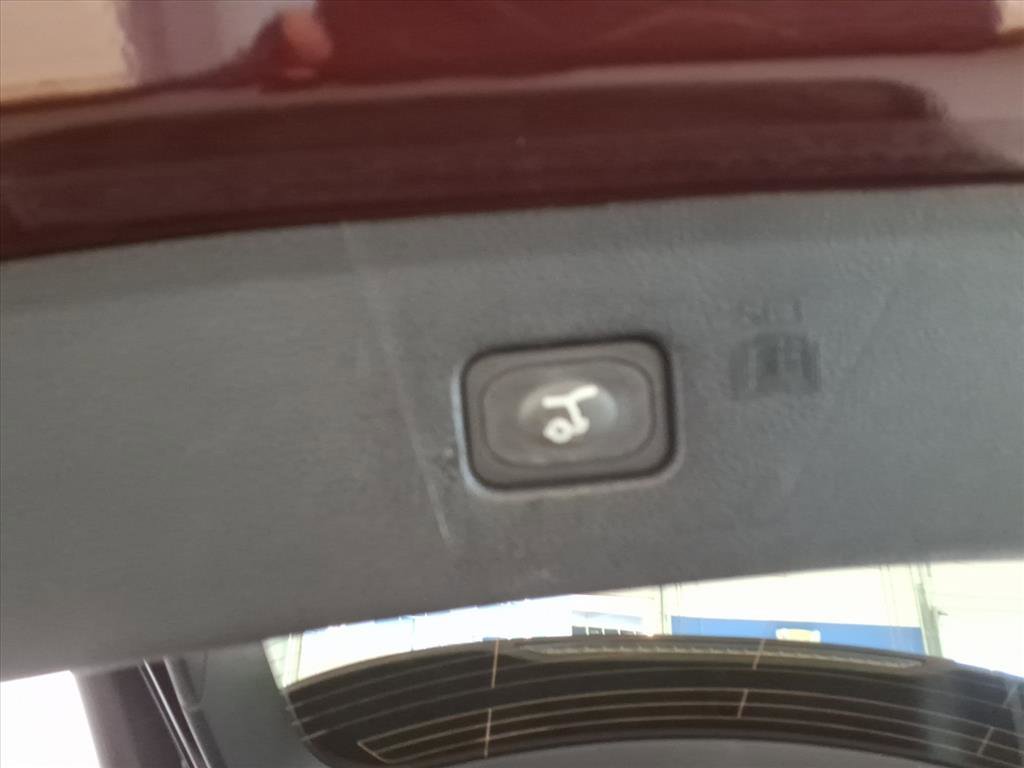 Used 2022 Ford Edge Titanium w/ Equipment Group 301A image 18