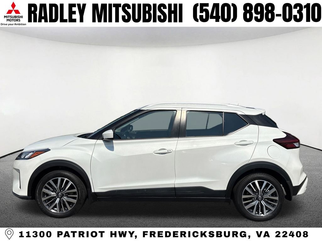 Used 2023 Nissan Kicks SV FWD image 16