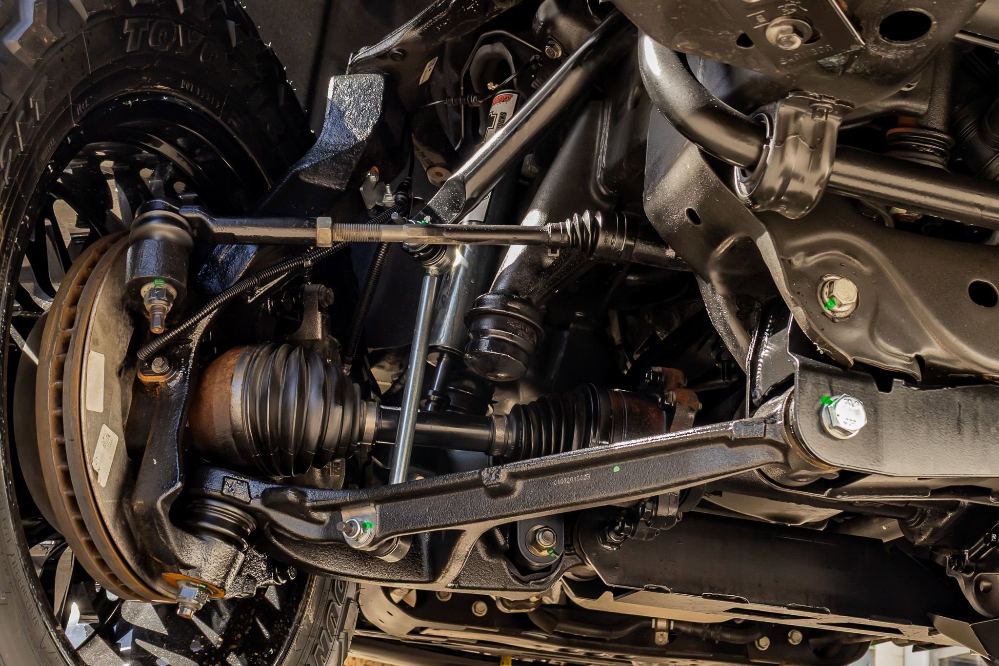 Used 2025 GMC Sierra 2500 AT4X image 14