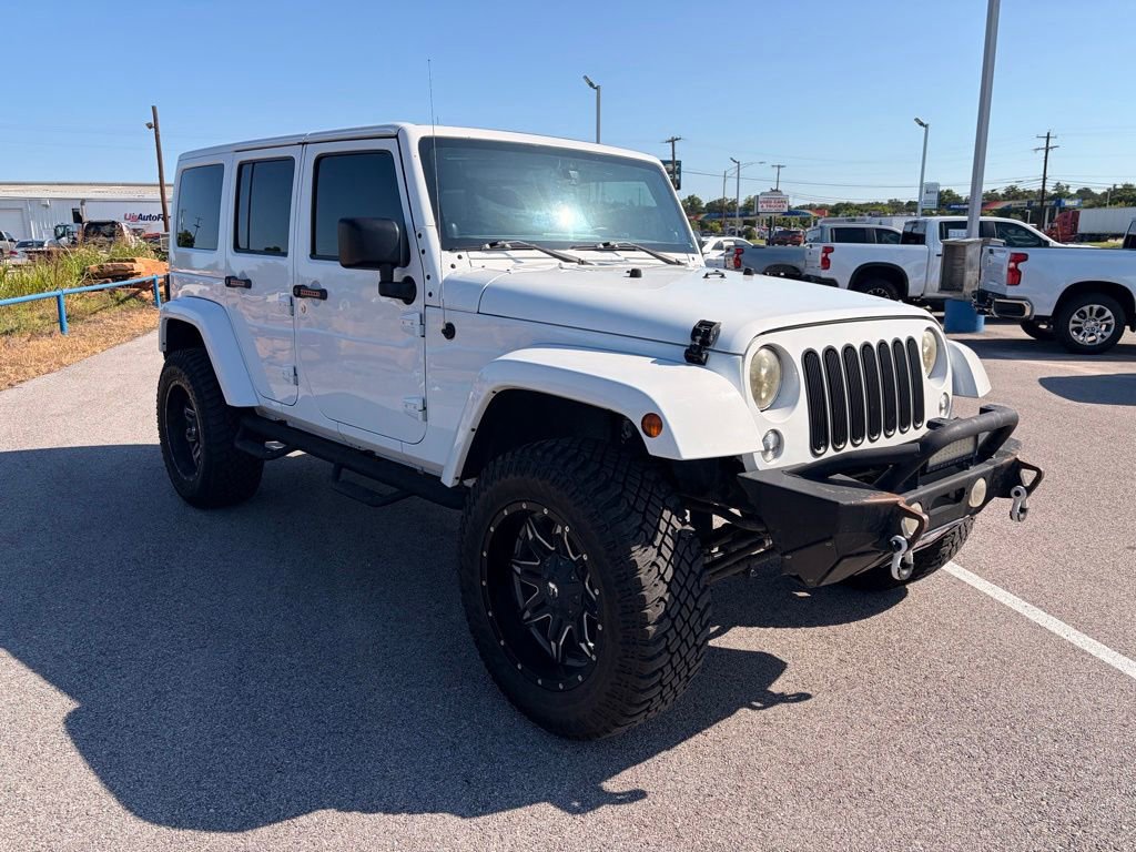 Used 2014 Jeep Wrangler Unlimited Sahara w/ Connectivity Group AWD/4WD image 4