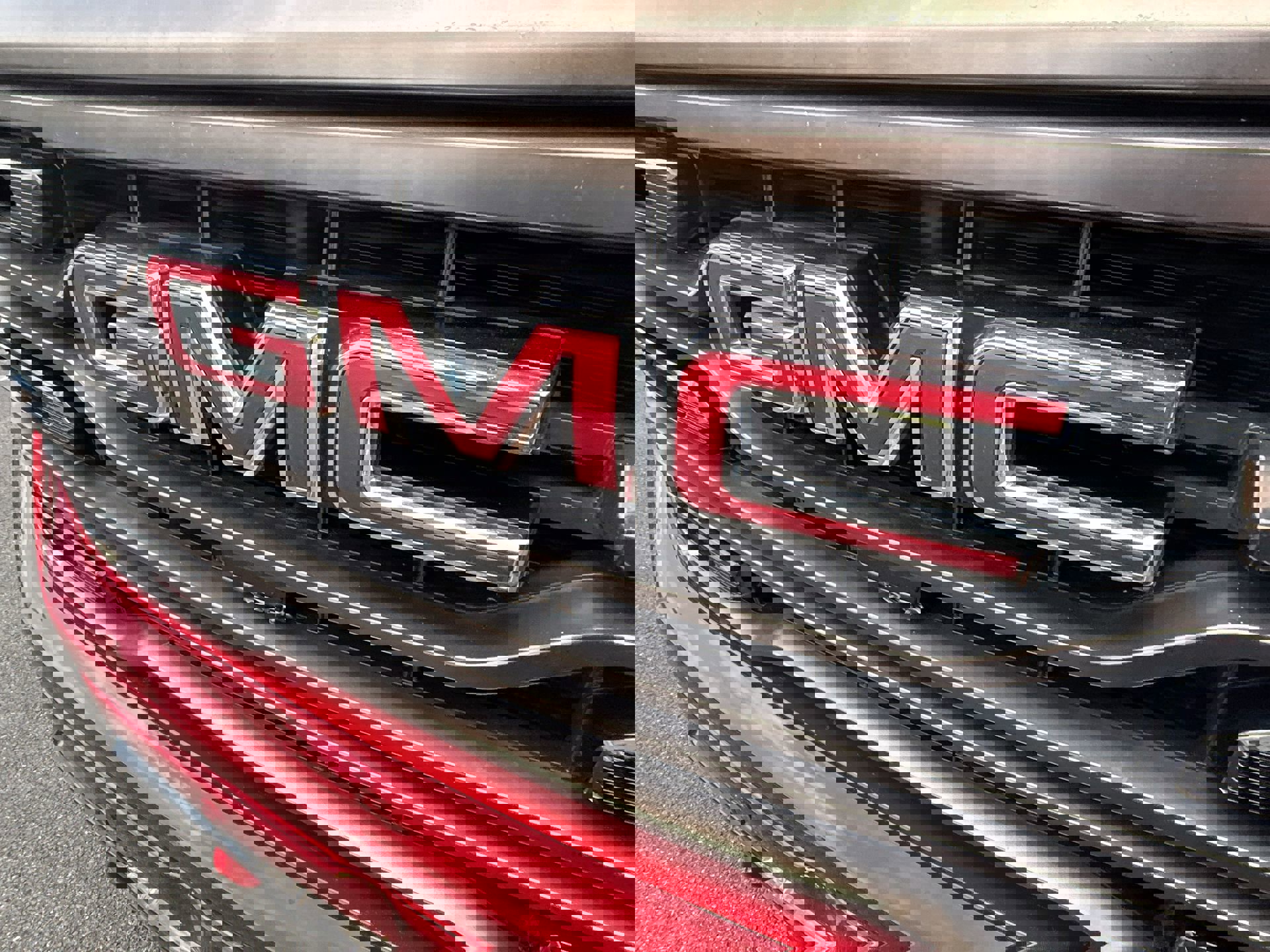 Used 2022 GMC Sierra 1500 AT4X image 35