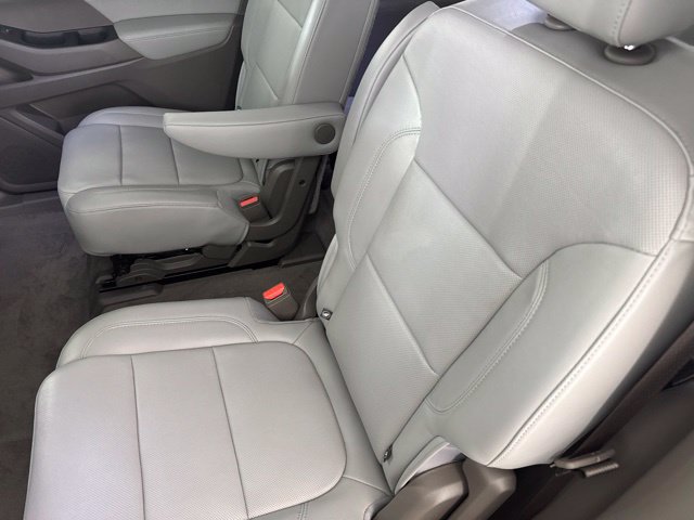 Used 2020 Chevrolet Traverse Premier w/ LPO, Roadside Safety Package AWD/4WD image 27