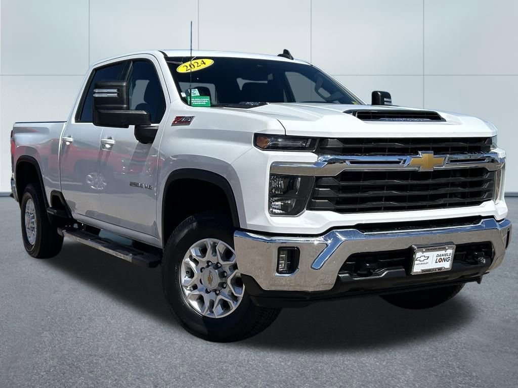 Used 2024 Chevrolet Silverado 2500 LT image 35