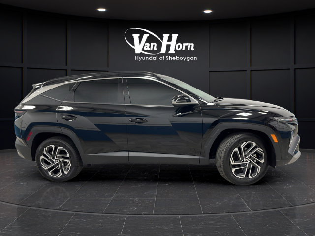 Used 2025 Hyundai Tucson Limited AWD/4WD image 8
