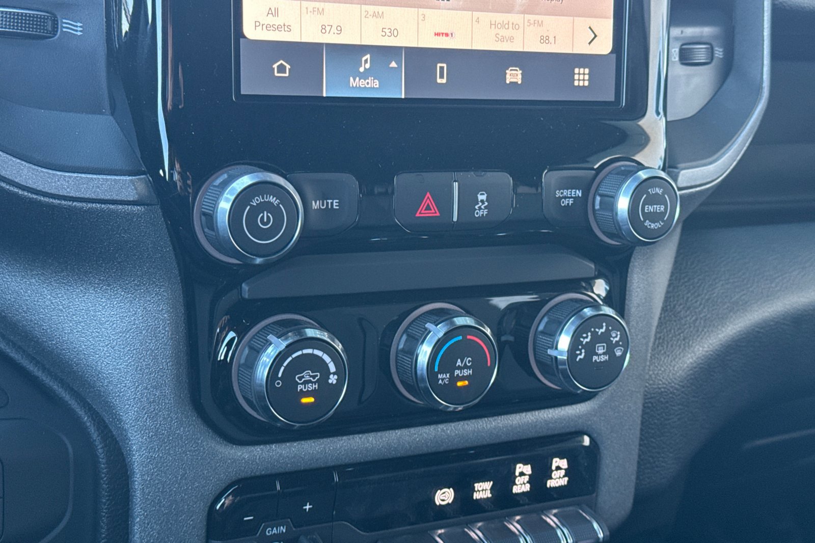 New 2026 RAM 2500 Tradesman w/ Chrome Appearance Group image 18