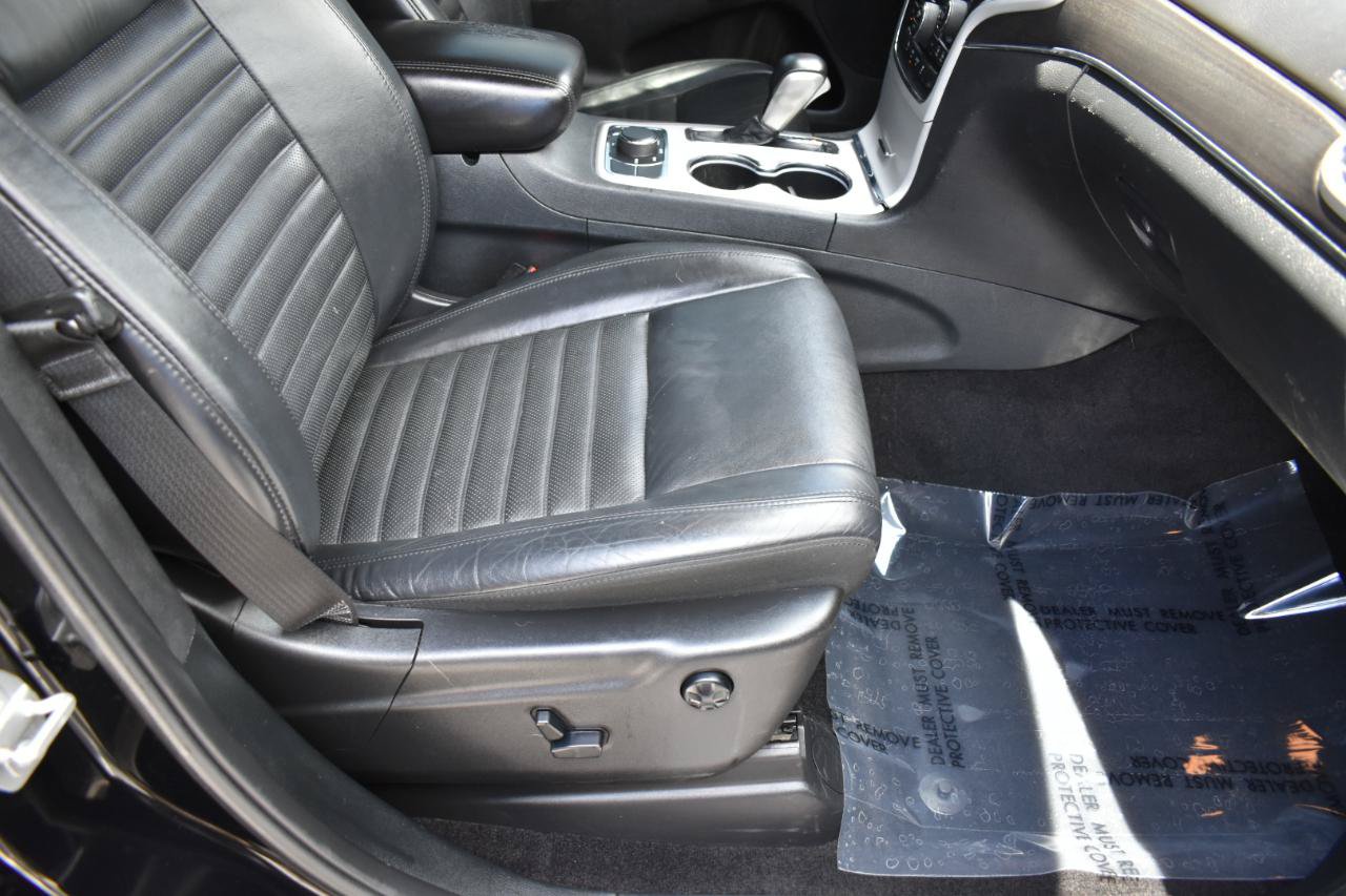 Used 2018 Jeep Grand Cherokee Limited AWD/4WD image 29
