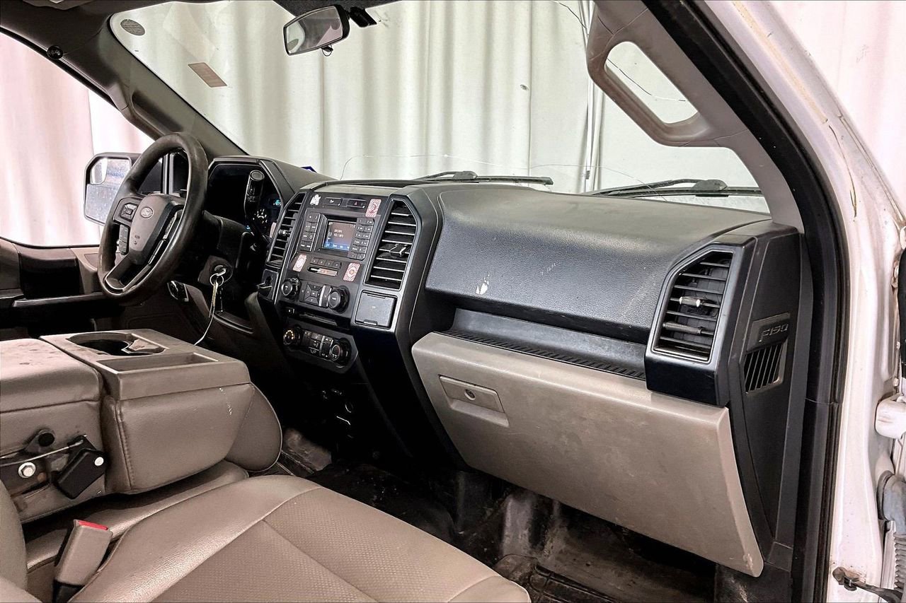 Used 2016 Ford F150 XL w/ Equipment Group 101A Mid image 26