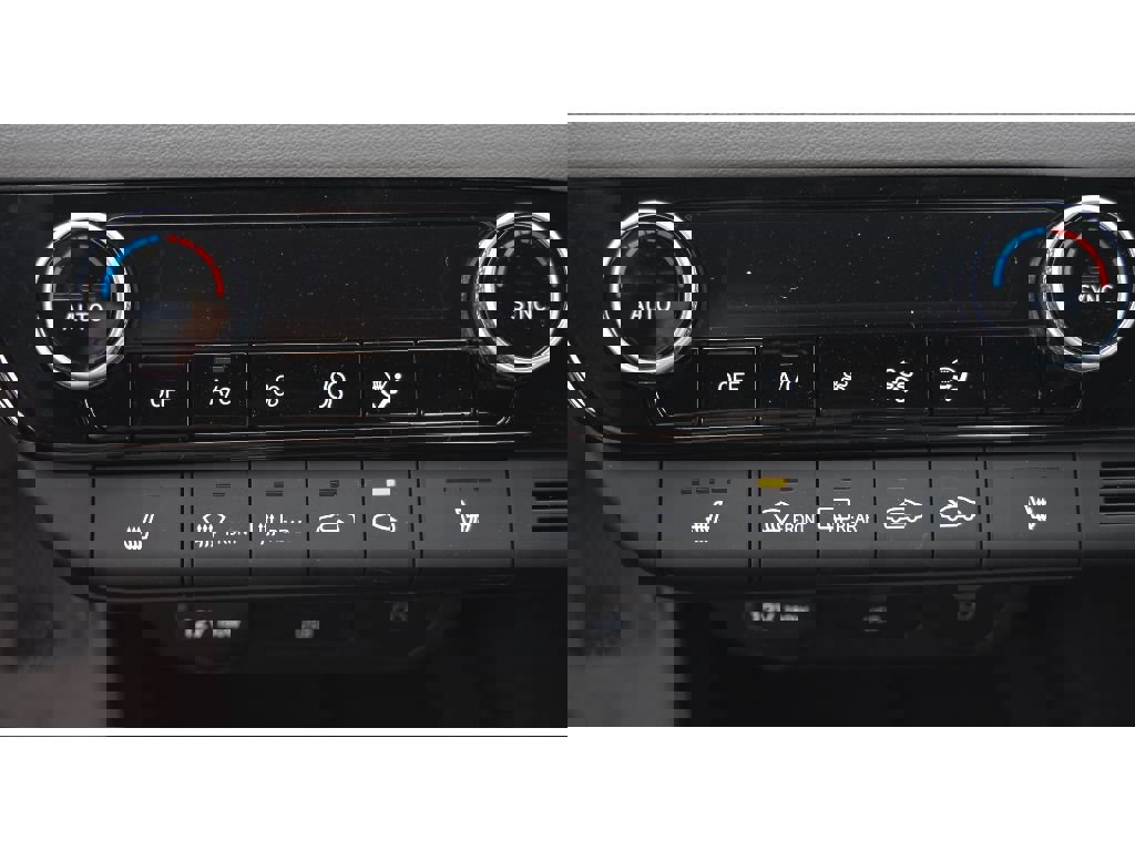 New 2025 Hyundai Elantra SEL image 22