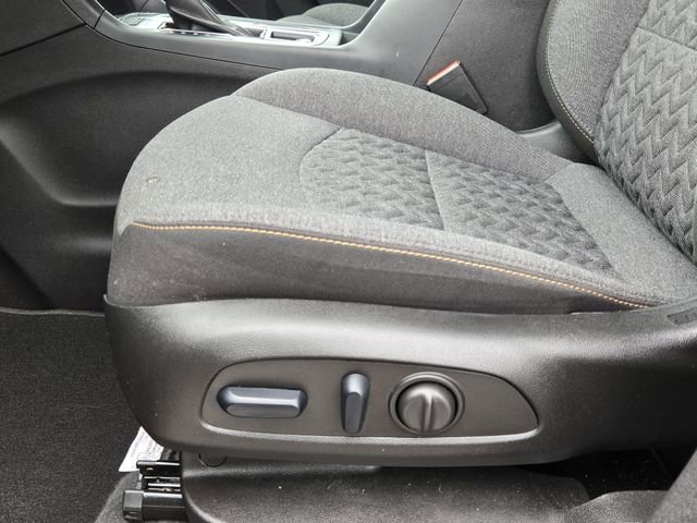 Used 2024 Chevrolet Equinox LT AWD/4WD image 23