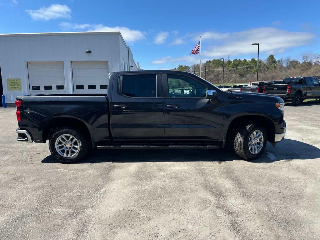 Used 2024 Chevrolet Silverado 1500 LT image 6