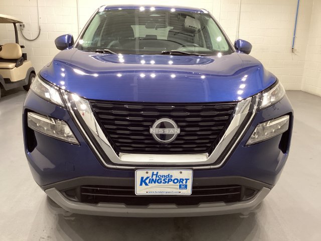 Used 2023 Nissan Rogue SV FWD image 2
