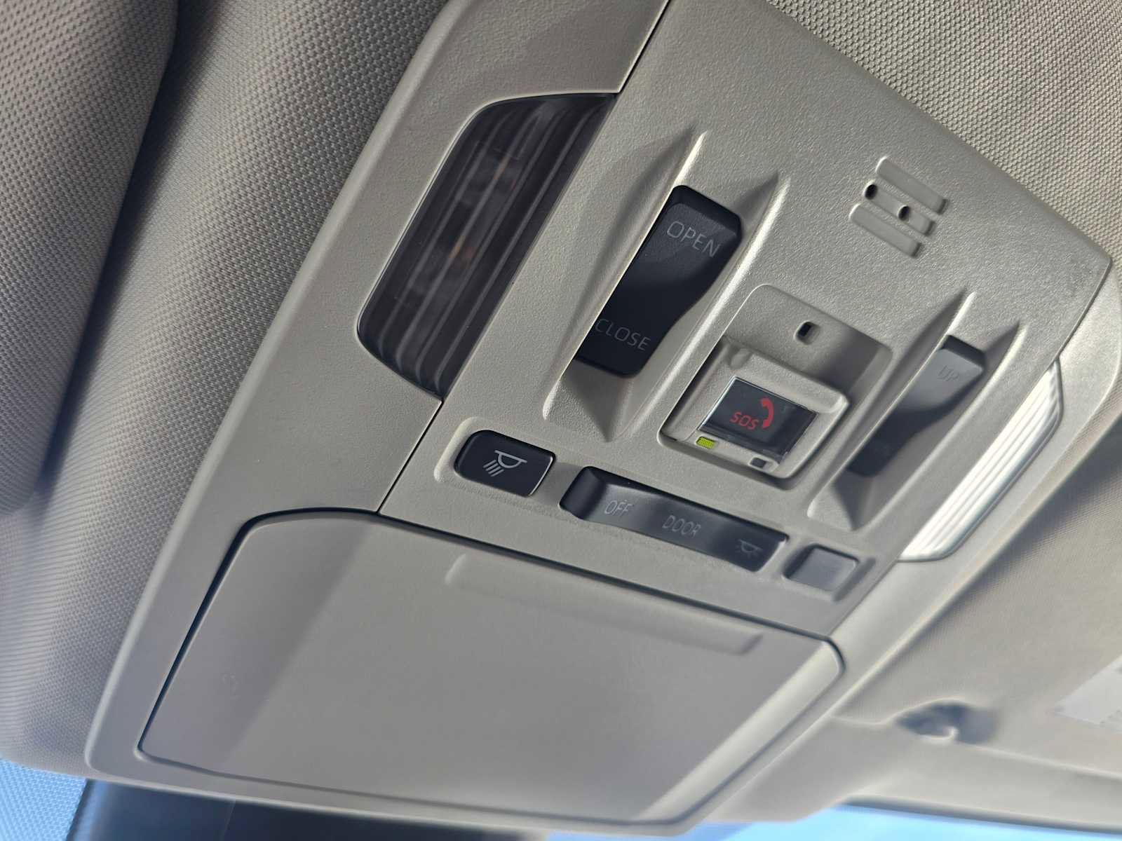 Used 2023 Toyota Highlander Limited image 35