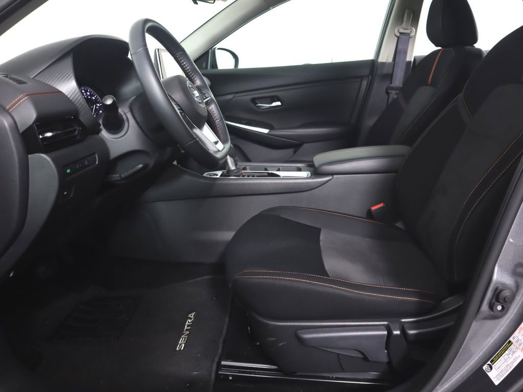 Used 2023 Nissan Sentra SR w/ Trunk Package image 8
