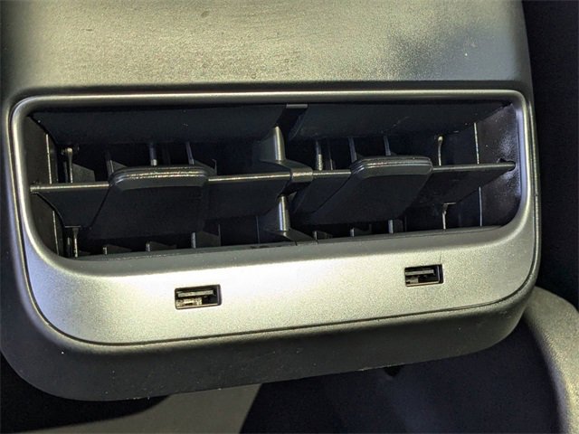 Used 2019 Tesla Model 3 Standard Range Plus image 18