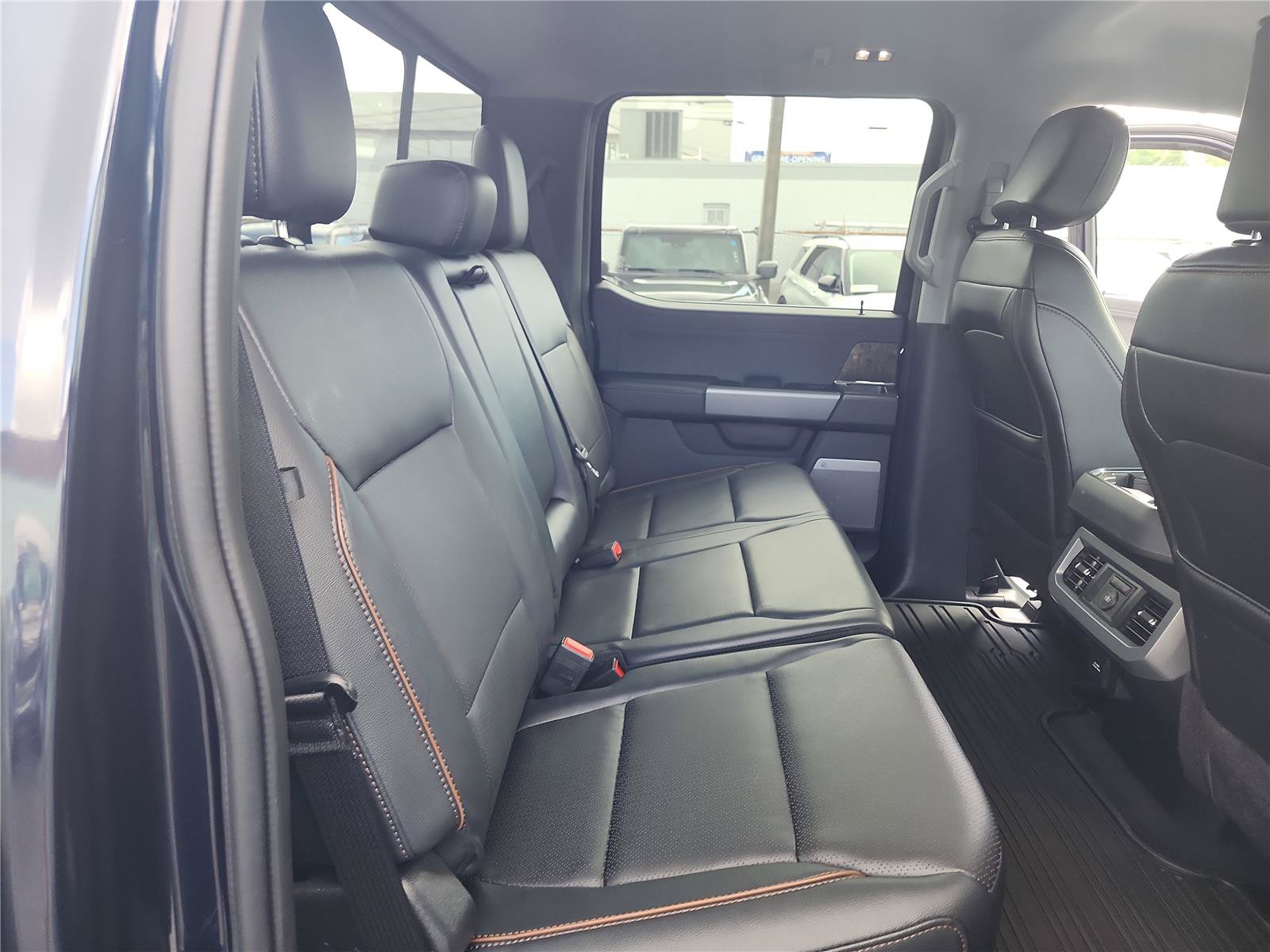 Used 2025 Ford F250 Lariat w/ Lariat Ultimate Package AWD/4WD image 22