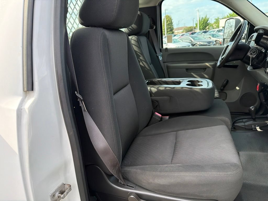 Used 2013 Chevrolet Silverado 3500 W/T w/ Snow Plow Prep Package AWD/4WD image 17