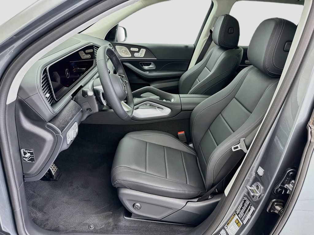 New 2026 Mercedes-Benz GLS 450 4MATIC image 18