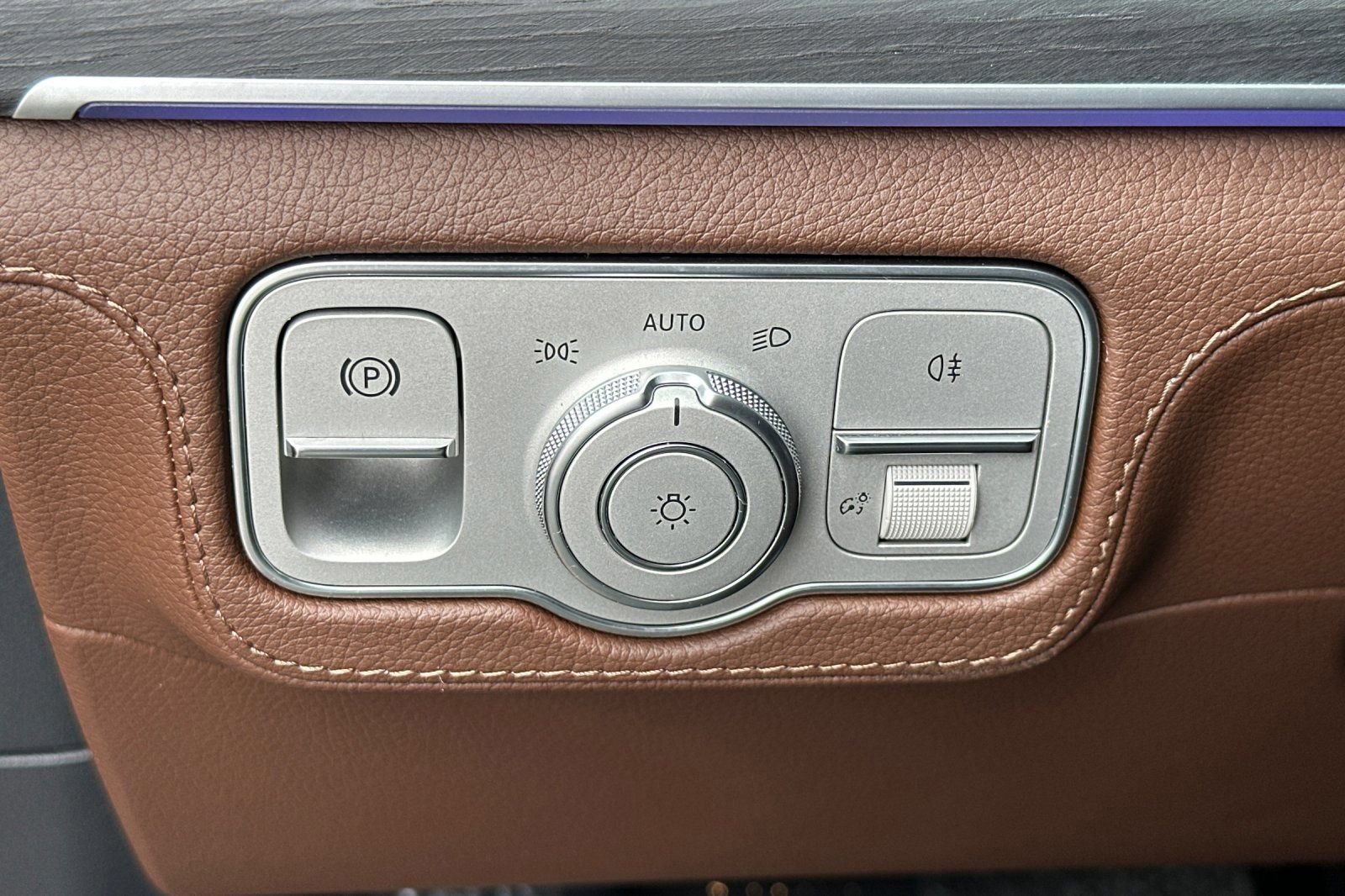 Certified 2024 Mercedes-Benz GLE 350 4MATIC image 40