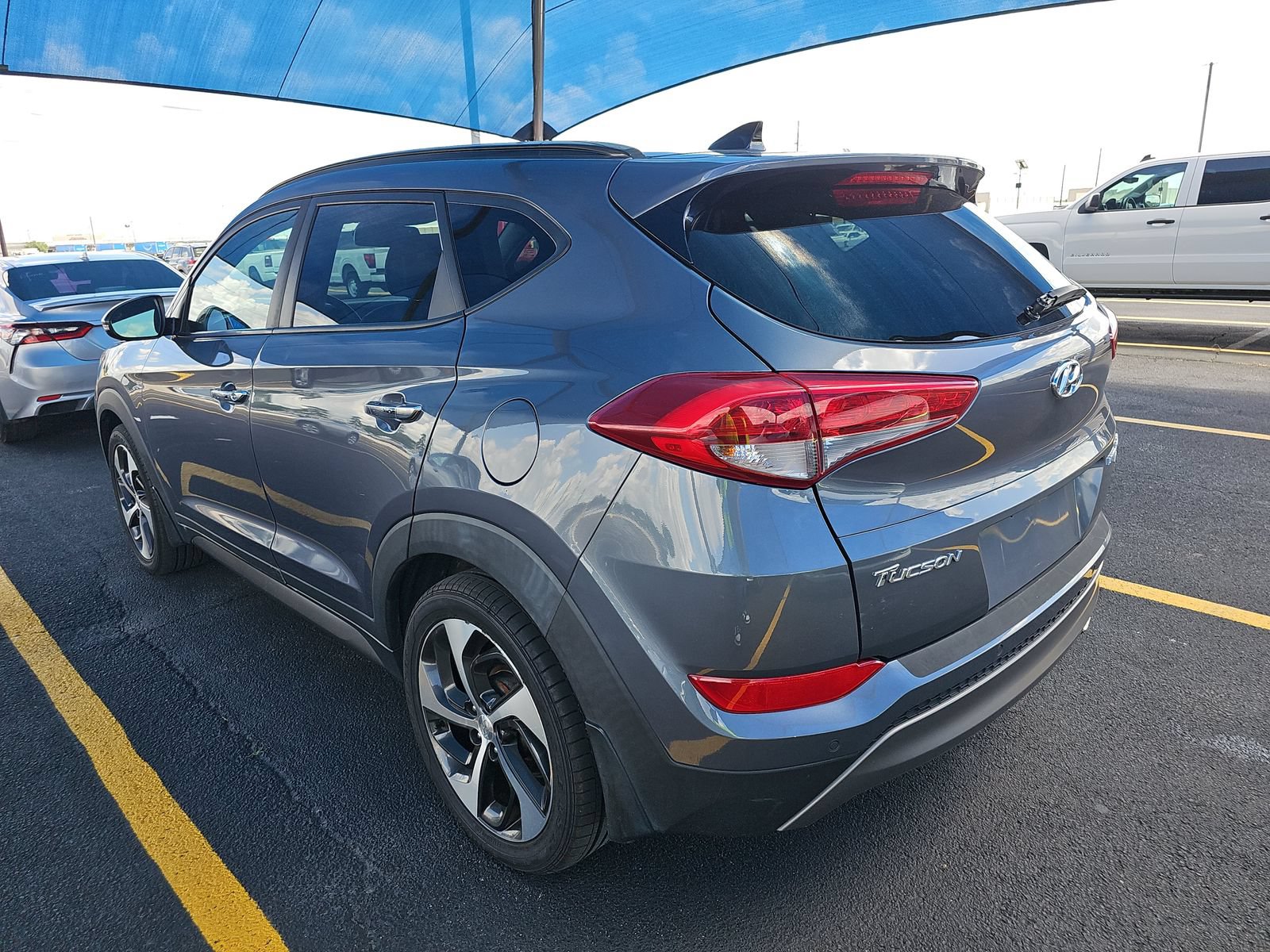 Used 2016 Hyundai Tucson Limited w/ Option Group 03 AWD/4WD image 10