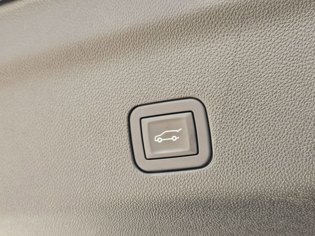 Used 2025 Chevrolet Tahoe Premier RWD image 28