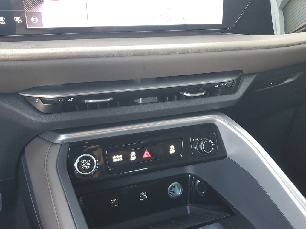 Certified 2025 Audi Q5 Premium w/ Premium Plus AWD/4WD image 28