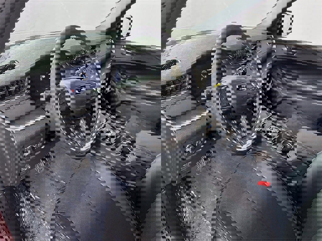 New 2025 Jeep Grand Cherokee L Altitude image 4