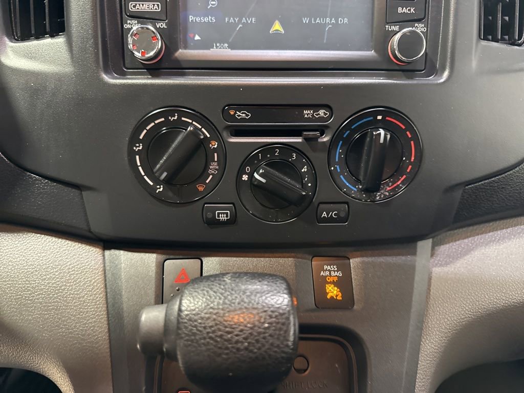 Used 2015 Chevrolet City Express LT w/ Technology Package FWD image 17