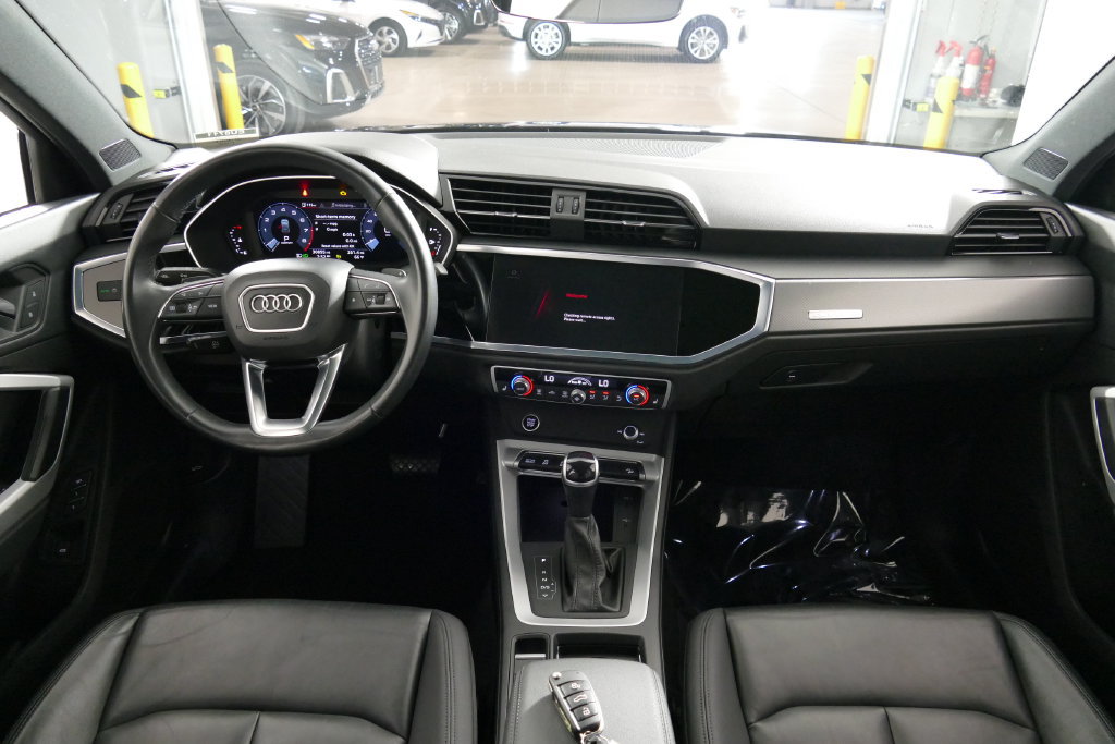 Used 2023 Audi Q3 2.0T Premium AWD/4WD image 24