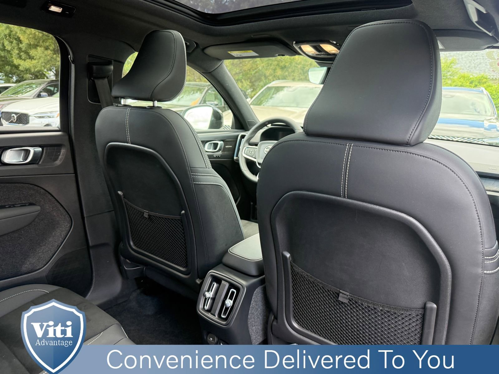 Used 2023 Volvo XC40 Recharge Ultimate w/ Protection Package Premier AWD/4WD image 27
