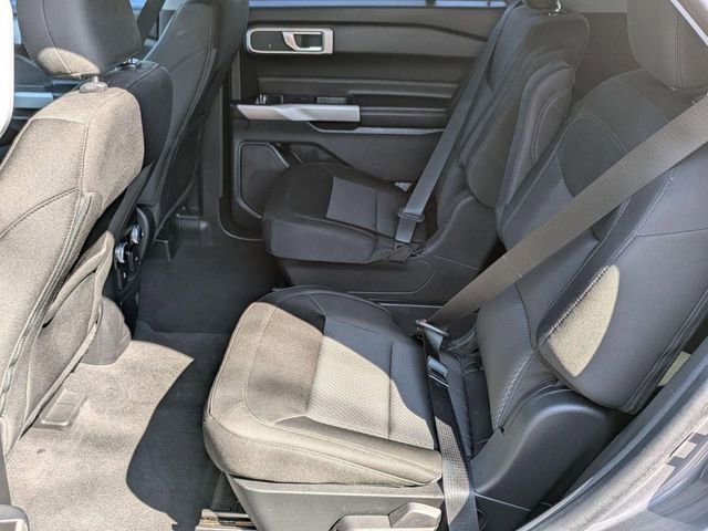 Used 2022 Ford Explorer XLT AWD/4WD image 24