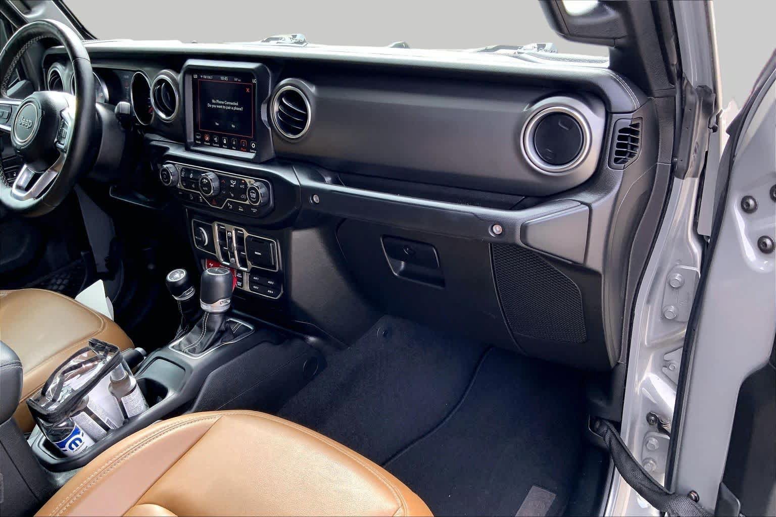 Used 2021 Jeep Gladiator Rubicon AWD/4WD image 16