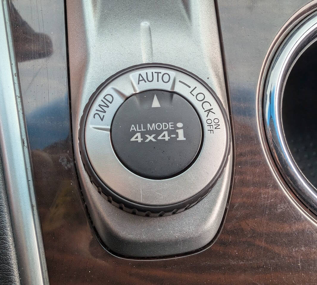 Used 2014 Nissan Pathfinder SL w/ SL Premium Package AWD/4WD image 17