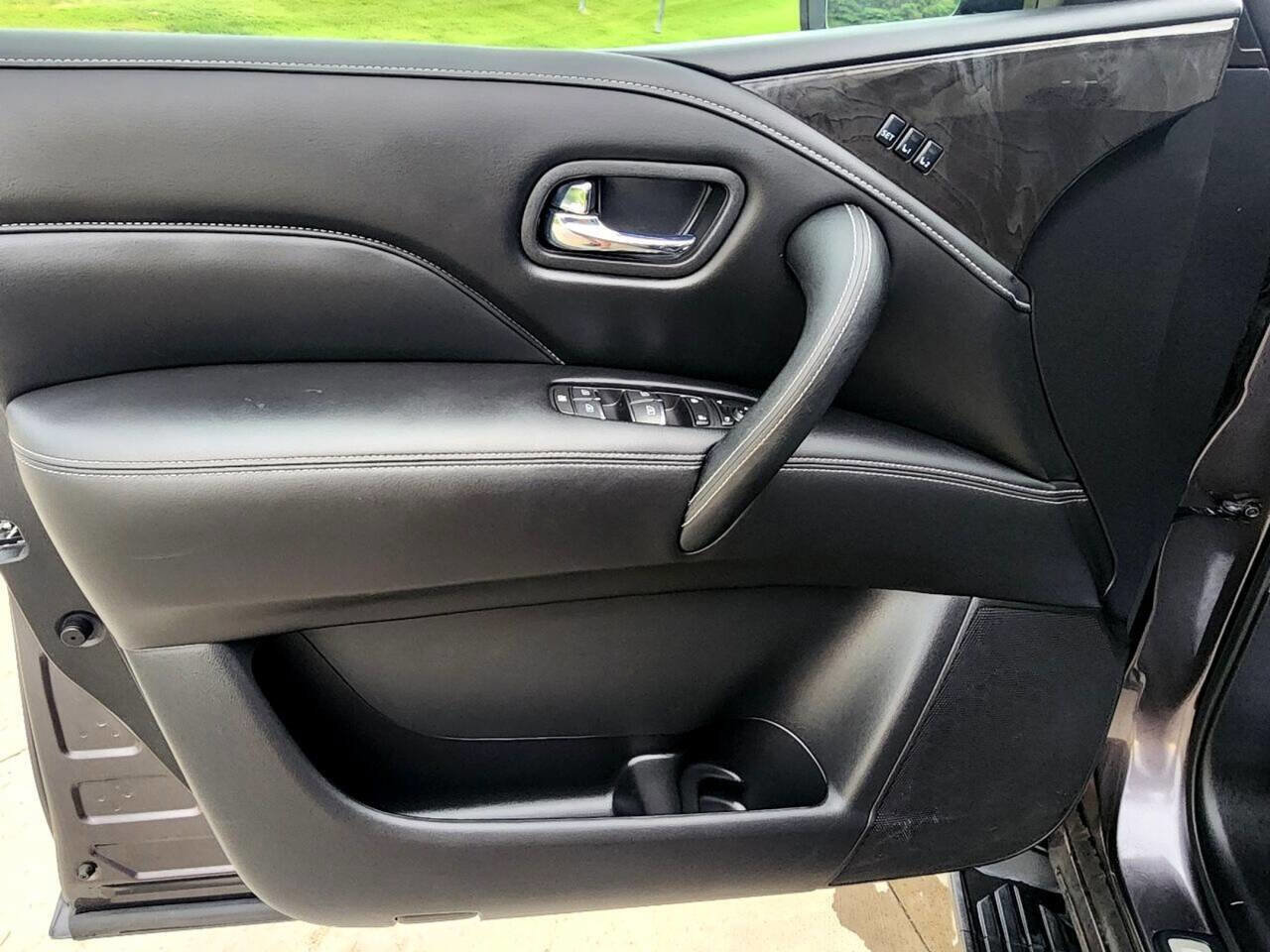 Used 2024 INFINITI QX80 Luxe image 13