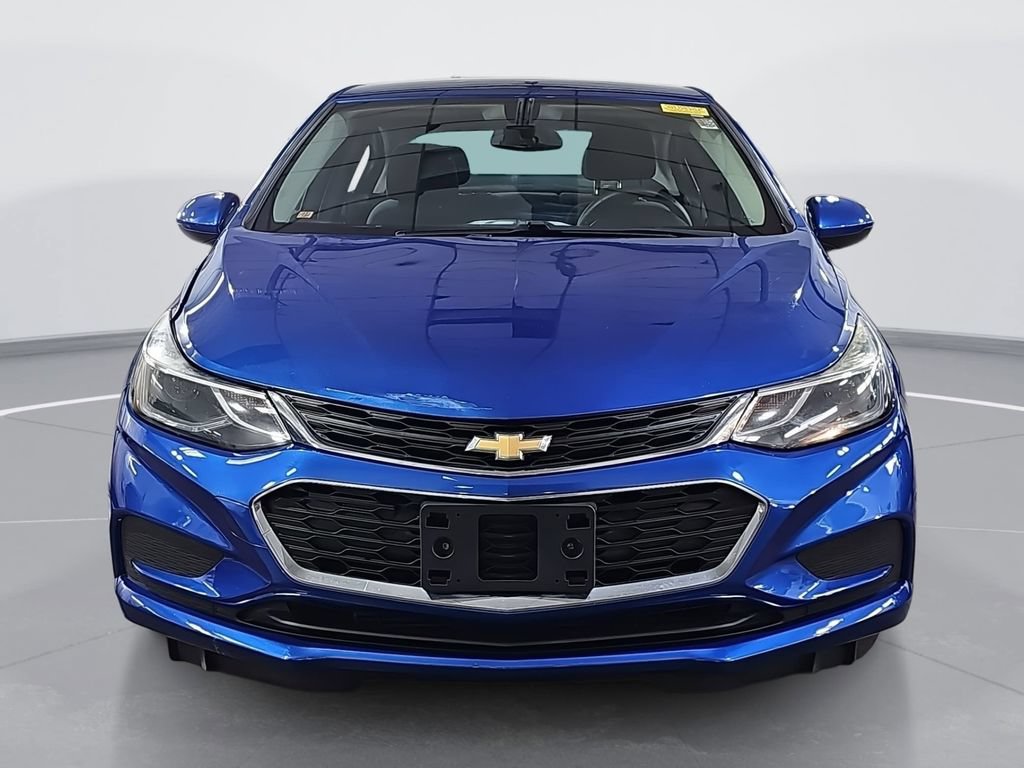 Certified 2018 Chevrolet Cruze LT w/ LT Convenience Package FWD image 10