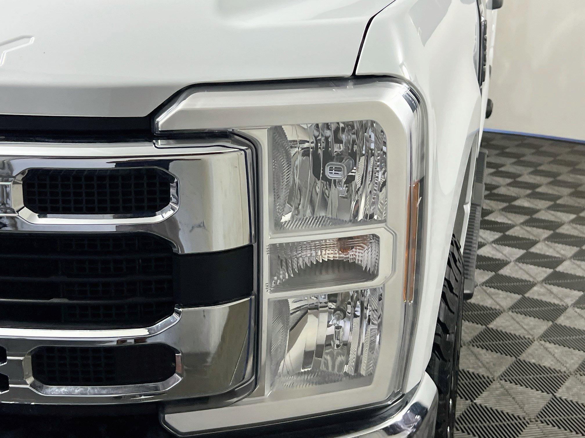 Used 2024 Ford F250 XLT w/ 360-Degree Camera Package AWD/4WD image 11