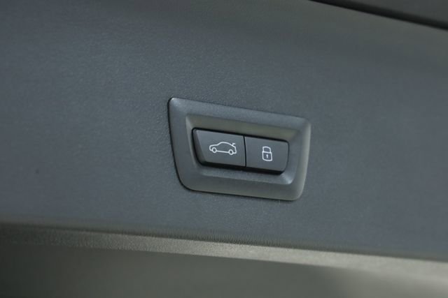 Used 2025 BMW X3 xDrive30i image 37