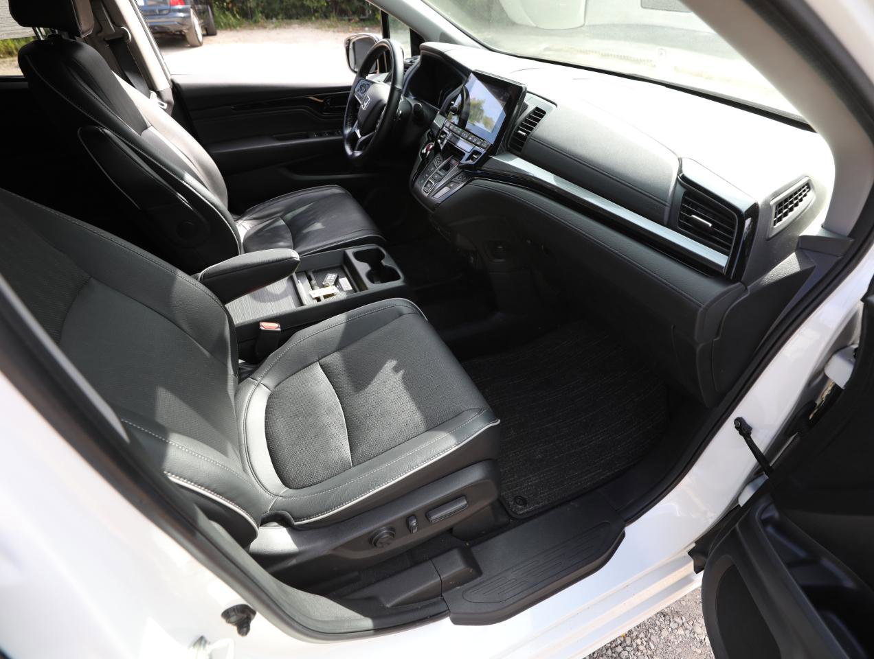 Used 2022 Honda Odyssey Elite image 12