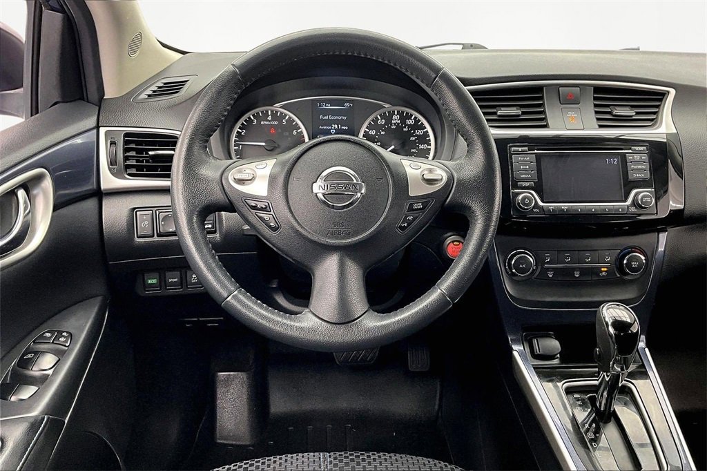 Used 2017 Nissan Sentra SR image 5