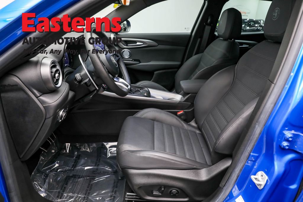 Used 2024 Alfa Romeo Tonale Veloce AWD/4WD image 14
