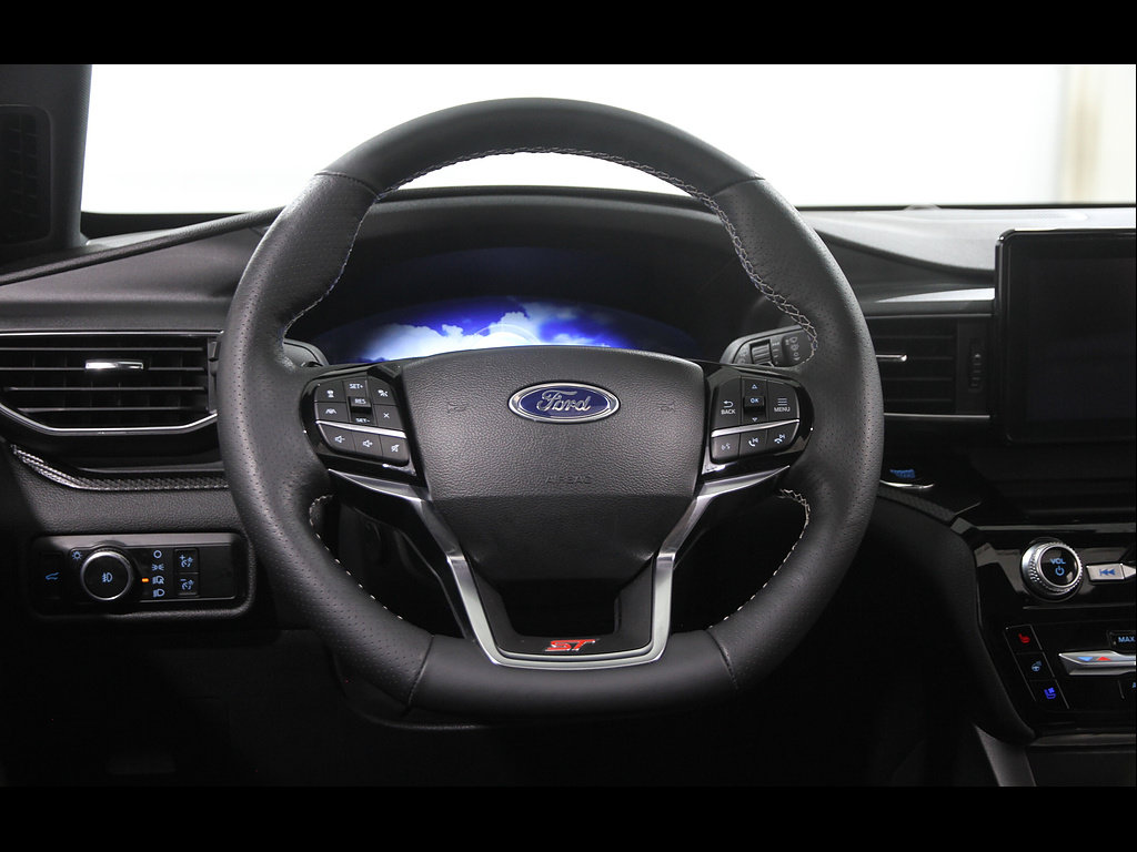 Used 2023 Ford Explorer ST w/ Equipment Group 401A AWD/4WD image 7
