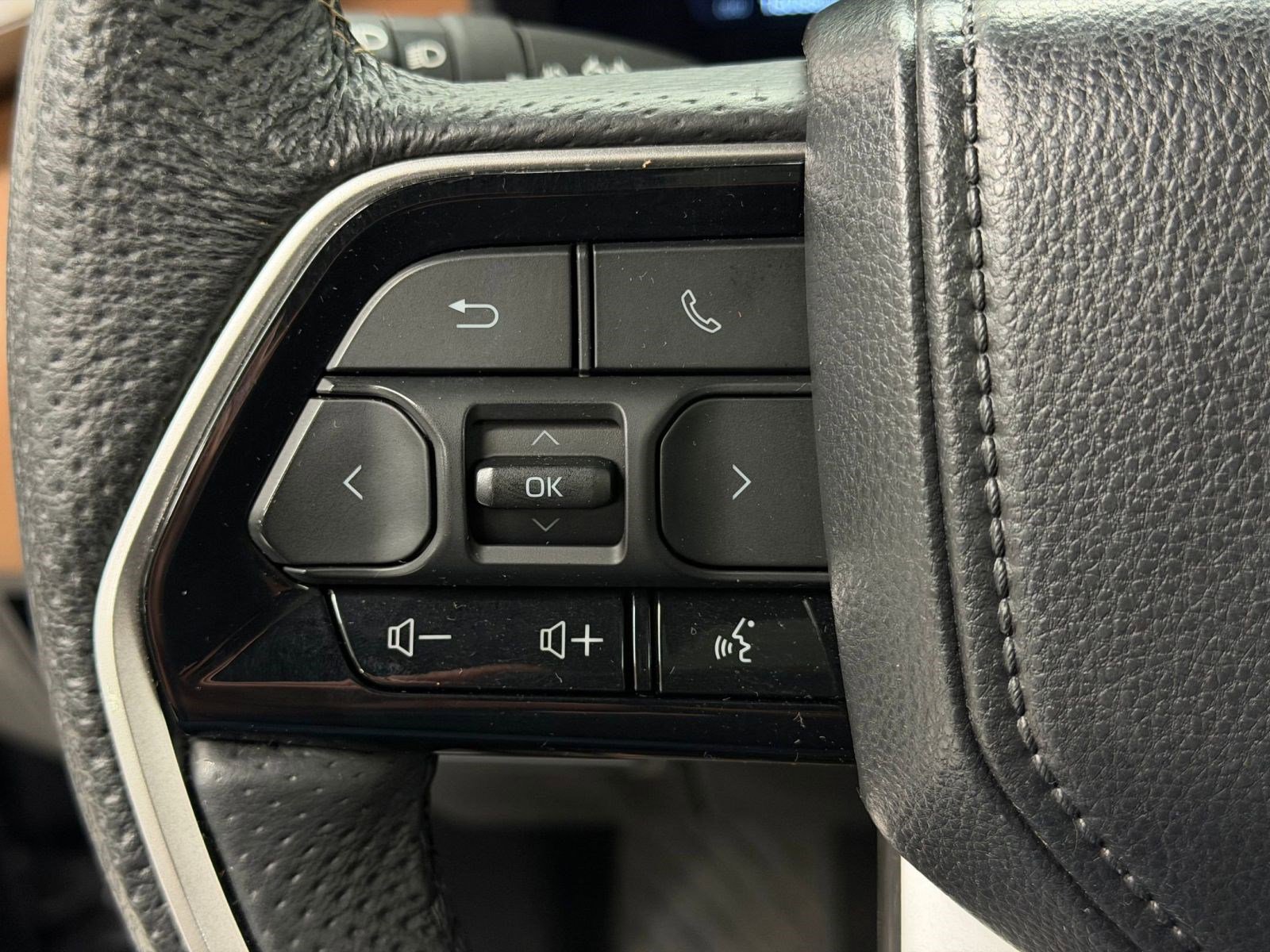 Used 2024 Toyota Tundra 1794 Edition AWD/4WD image 15