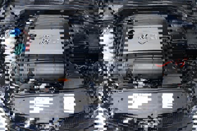 Used 2013 Volkswagen Golf 4-Door image 24