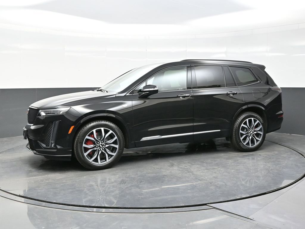 Certified 2025 Cadillac XT6 Sport w/ Platinum Package AWD/4WD image 3