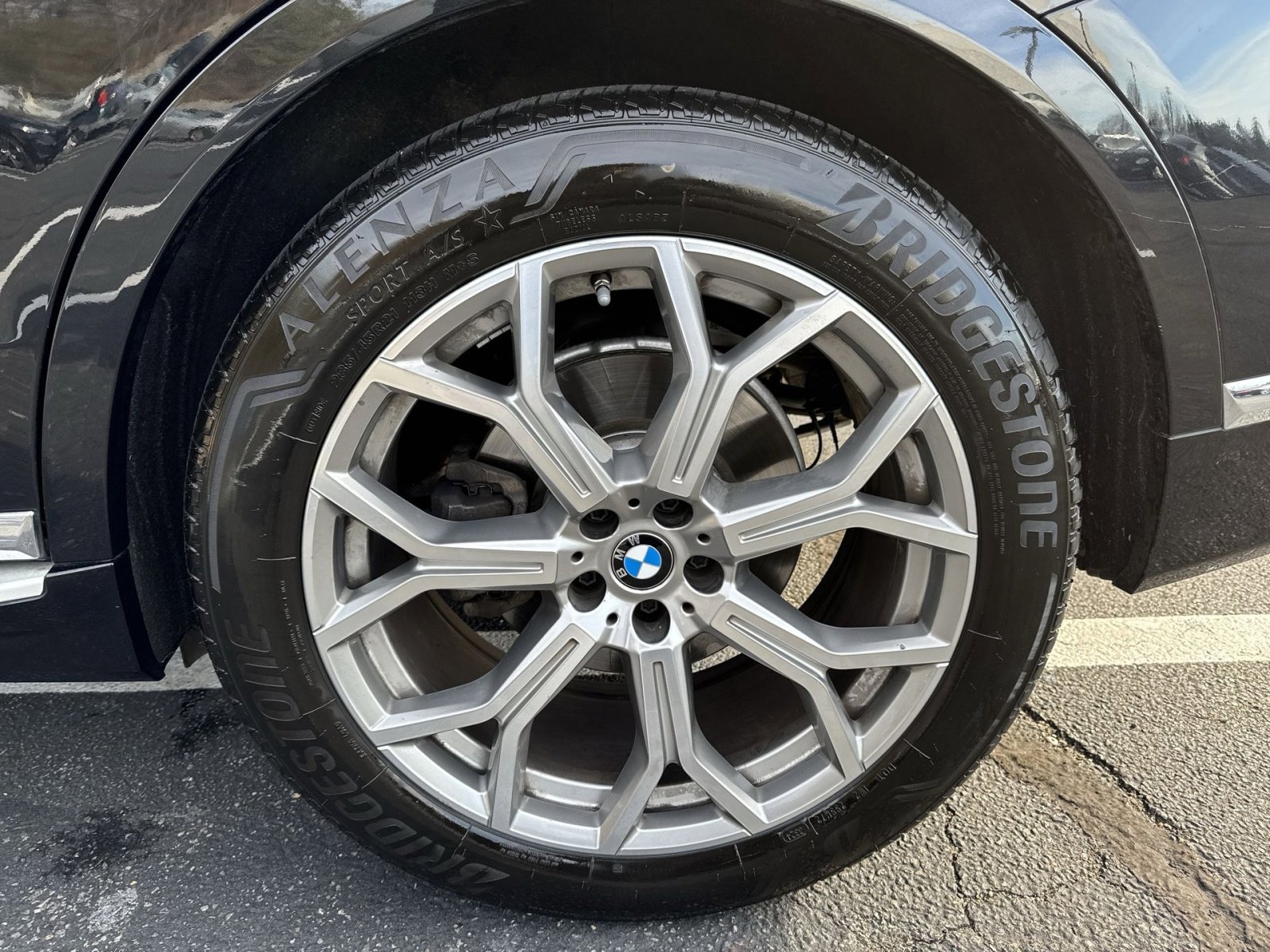 Used 2021 BMW X7 xDrive40i w/ Premium Package 2 image 26