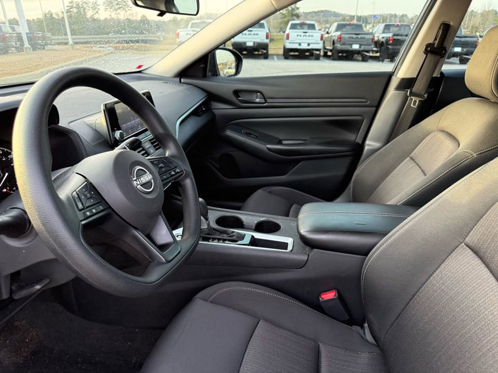 Used 2023 Nissan Altima 2.5 S image 8