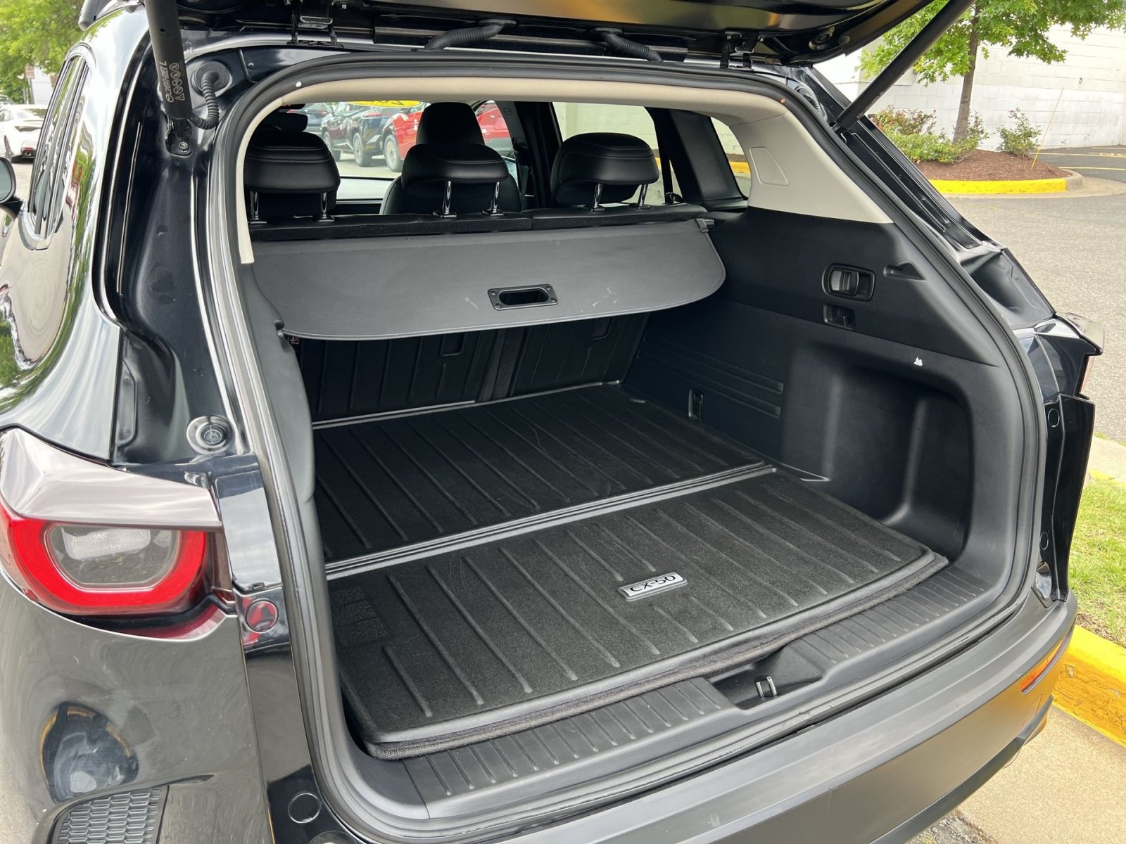 Used 2023 MAZDA CX-50 AWD 2.5 S w/ Cargo Package image 26
